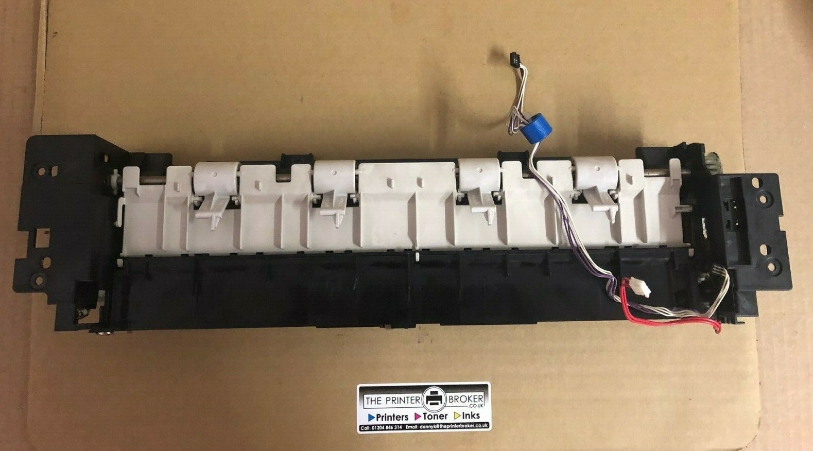 HP LaserJet 5200 Series Face Down Paper Delivery Assembly RM1-2490
