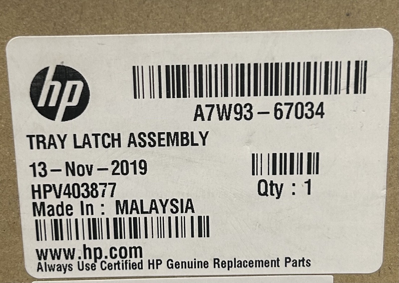 HP A7W93-67034 Conjunto de pestillo de bandeja